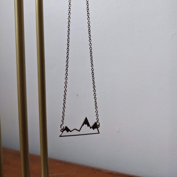 Handmade Silver Mountain Range Necklace - Picture 1 of 3